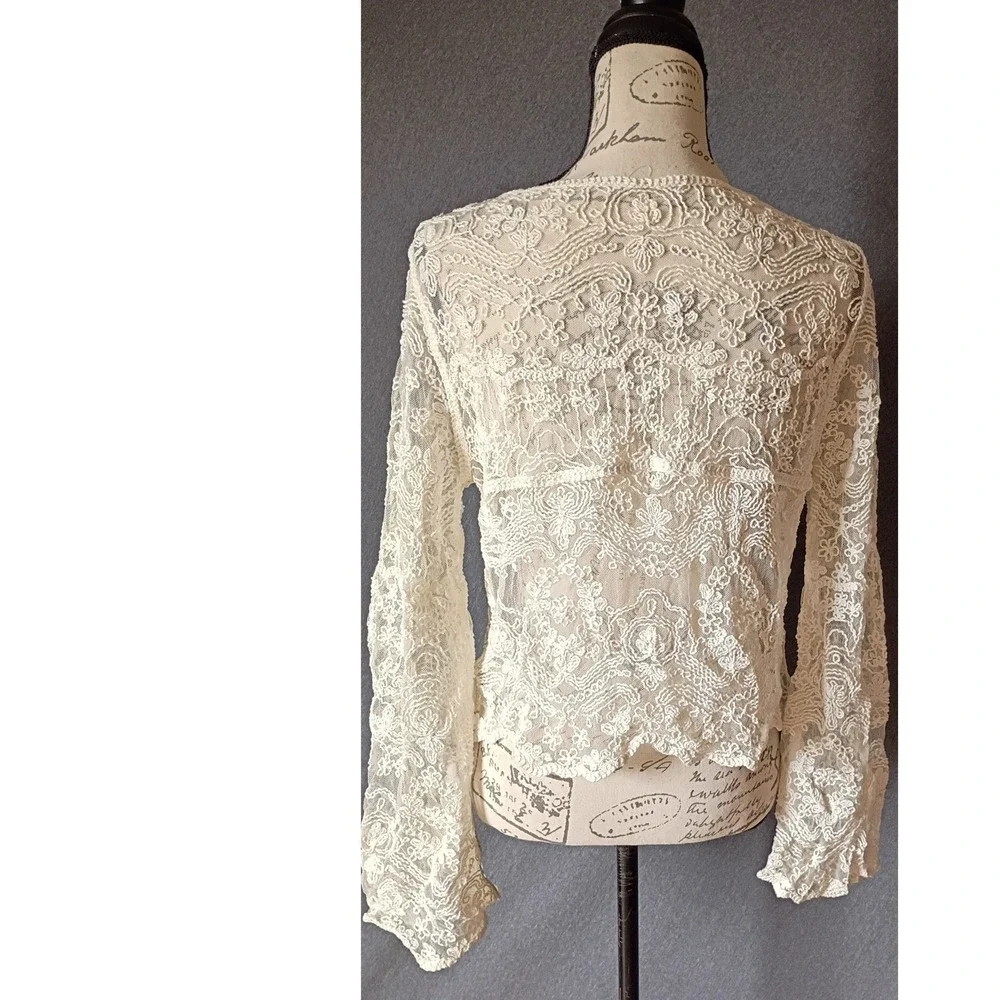 100% Cotton Embroidered Lace Bell Sleeve Size M Cardigan Cottagecore Boho